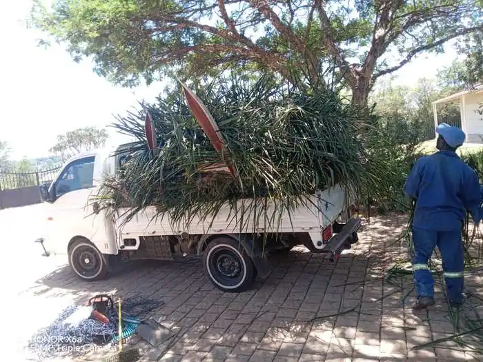 Dumisani Rubble Removal team on site Pretoria East