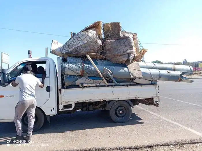 Junk removal truck loaded, Pretoria East